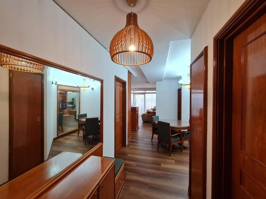 קוצ'ינג Lovely Waterfront Riverbank Suite With Pool A2 מראה חיצוני תמונה
